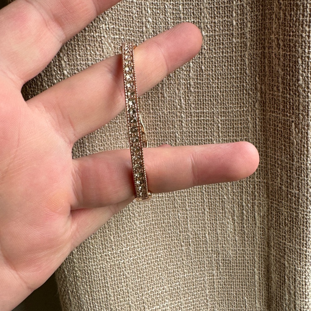 Elegant Gold Bracelet